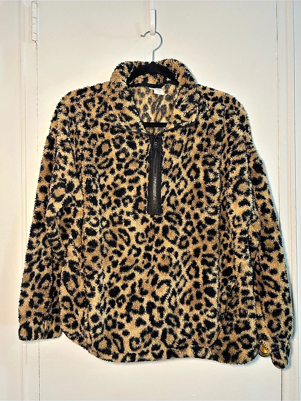 No Boundaries Leopard Print Plush Half Zip Pullover Size Large